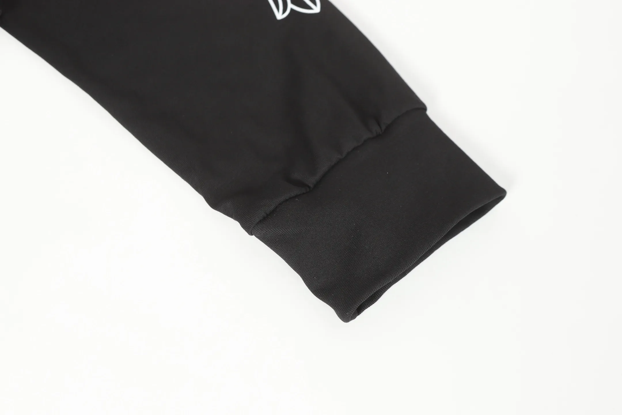 P150 2125 style -Chrome Hearts/Chrome Hearts Hong Kong limited Sanskrit letter printed long-sleeved T-shirt -High weight, high density and high quality. The wool is soft, delicate and skin-friendly. It feels soft and silky. It has excellent warmth and skin-friendly properties.